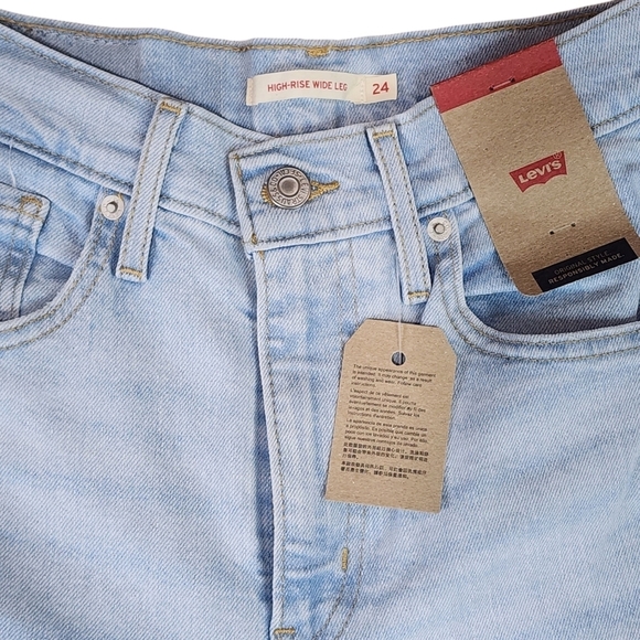 Levis Womens High-Rise Crop Wide Leg Light Wash Jean NWT Size 24 - Picture 9 of 12